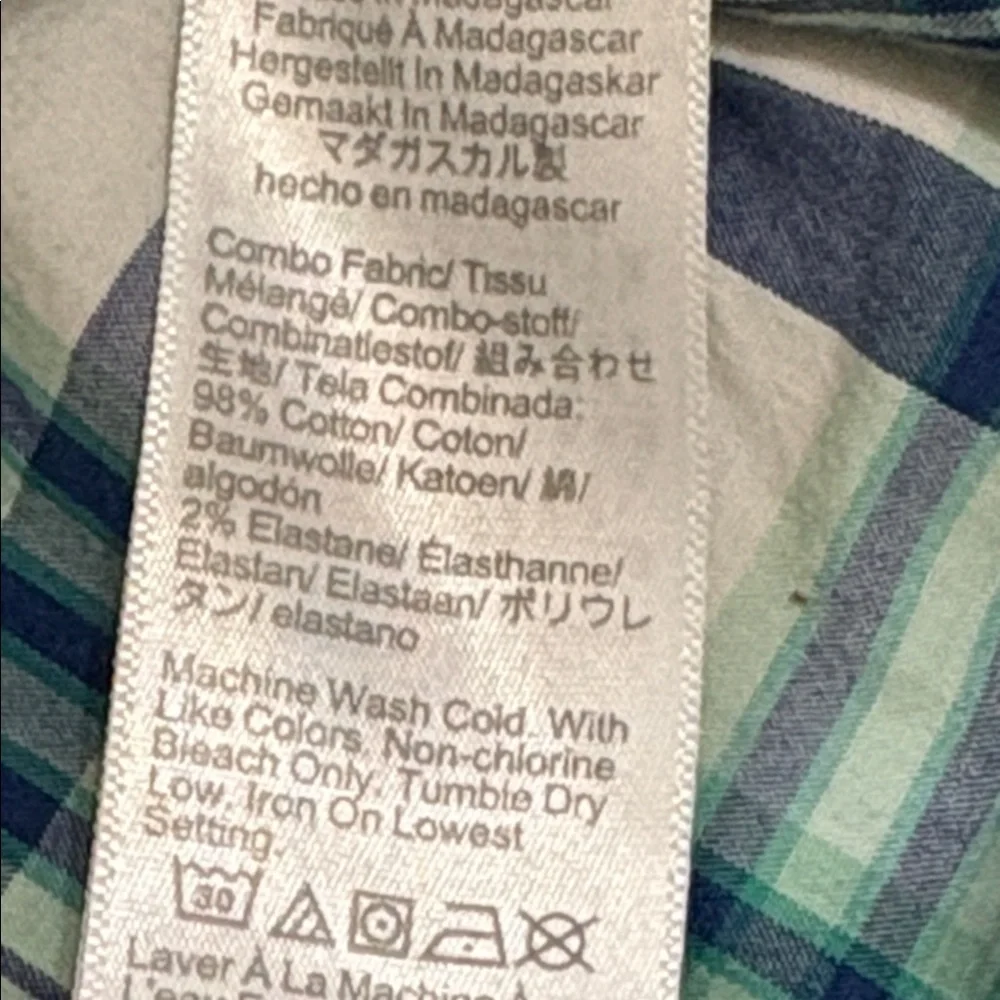 J. CREW FACTORY M Flex Washed Slim Cut blue, green, white button down shirt - Picture 6 of 8